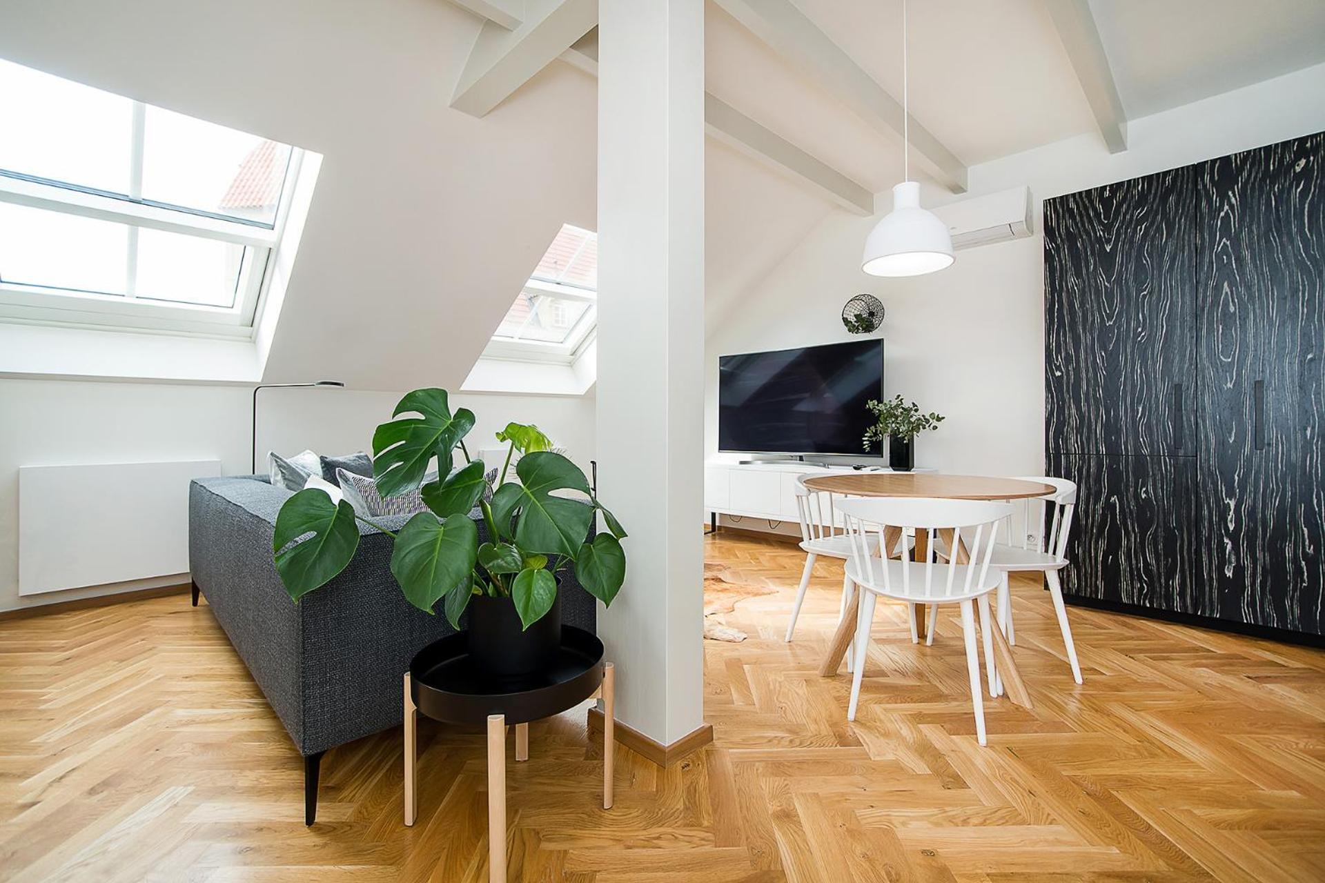 Large And Modern Apartment In The Heart Of 프라하 외부 사진