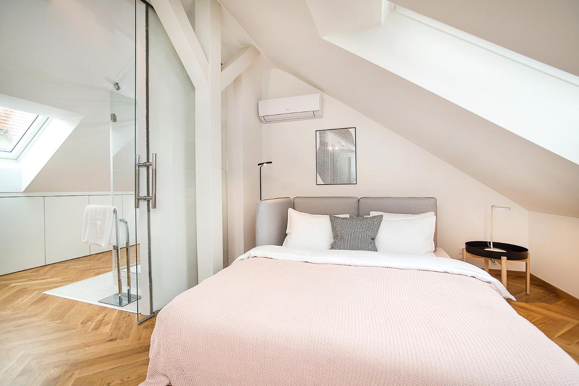 Large And Modern Apartment In The Heart Of 프라하 외부 사진