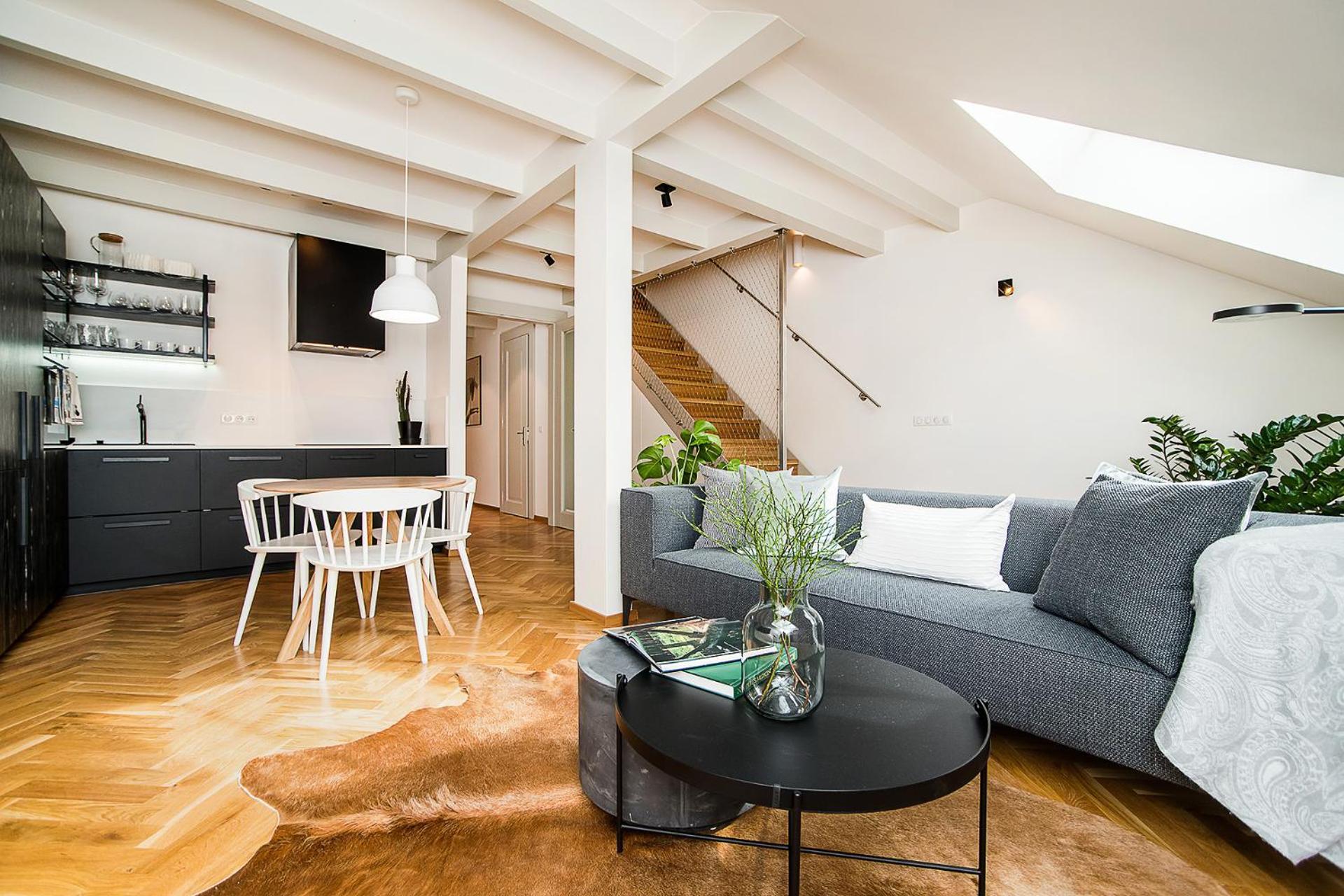 Large And Modern Apartment In The Heart Of 프라하 외부 사진